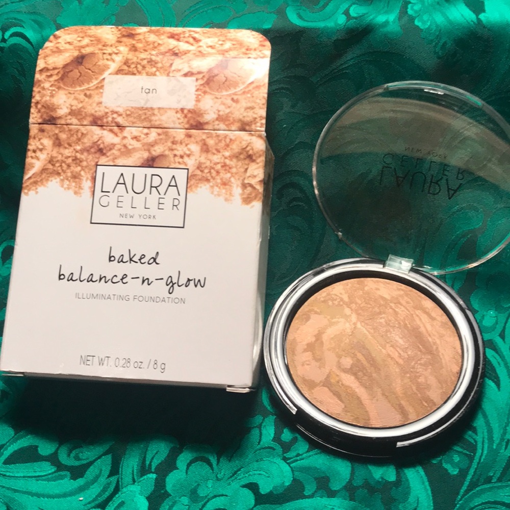 LAURA GELLER BAKED BALANCE-n-GLOW Foundation